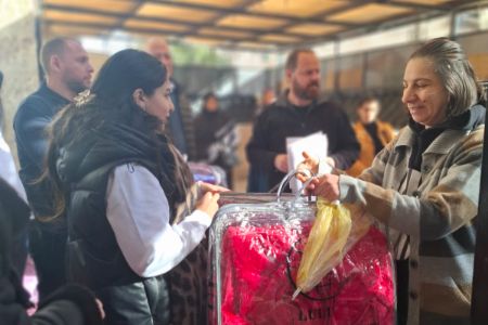 Blanket Distribution Brings Comfort to 100 Families